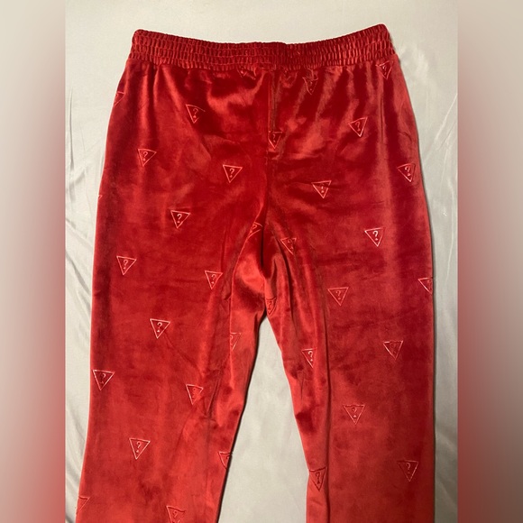Guess red velour joggers - Picture 6 of 7